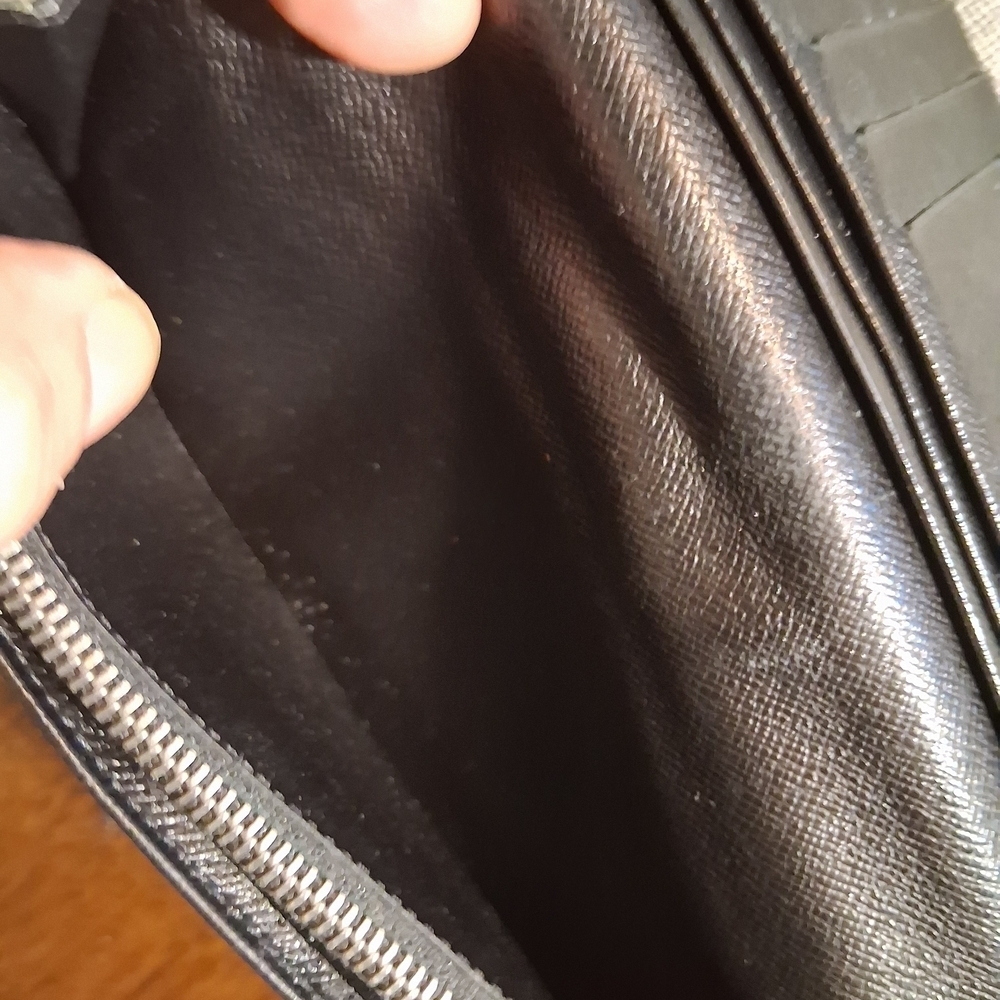 Louis Vuitton Black Wallet - Picture 13 of 16